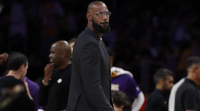 Shams：詹姆斯將會非常非常耐心地恢復(fù)傷勢，最可能在11月中旬復(fù)出