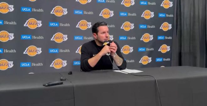 雷迪克：文森特揭幕戰(zhàn)會首發(fā)，但后面要根據(jù)對手決定首發(fā)安排