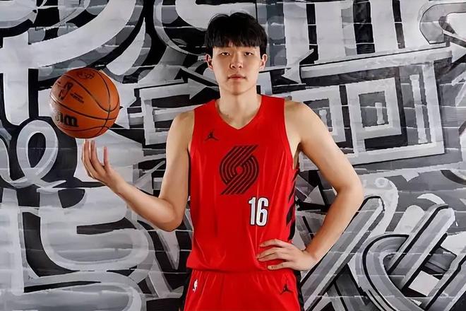 春天來(lái)了！國(guó)籃四子征戰(zhàn)NCAA，2人發(fā)揮驚艷，一人有望沖擊NBA
