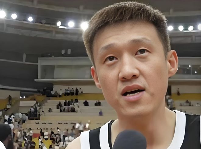 周鹏中肯点评，道出徐杰为何会无缘中国男篮大名单