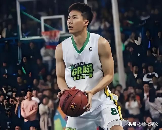 记者：百万粉丝网红球员赖益烨加盟NBL新军上海玄鸟队