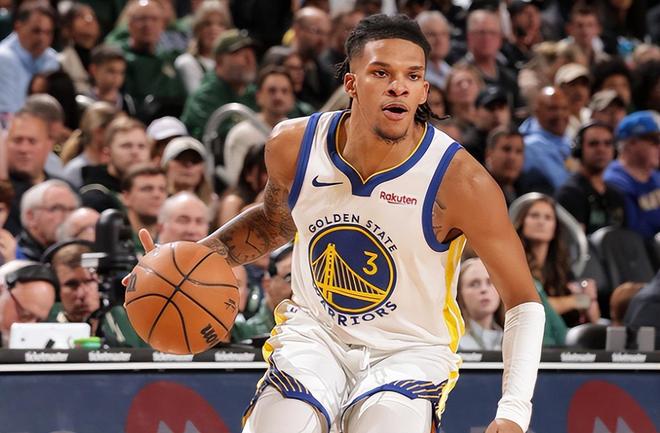 進攻效率出色防守能力不俗，勇士應該給后場新秀多一些出場時間？