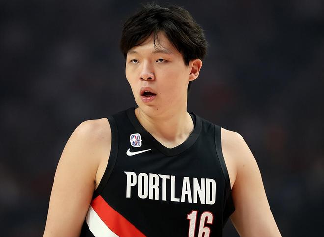 冠軍后衛(wèi)睪丸癌，湖人創(chuàng)神級紀錄！NBA官宣罰單，楊瀚森太難了