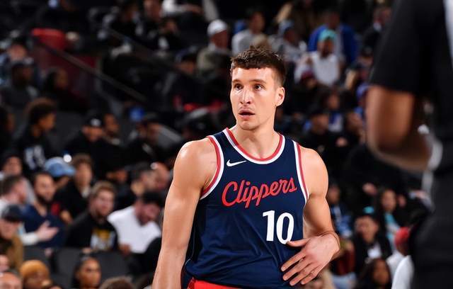 不能等了！79比98慘敗勇士，一人不除：快船永無出路！