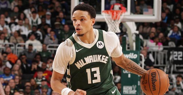 羅林斯戰(zhàn)舊主得分創(chuàng)新高 庫里：他打得無所畏懼 我真心為他高興