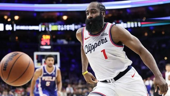 快船3连败？魔术一核心或缺阵，祖巴茨内线强势，哈登得分冲30＋