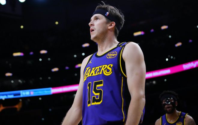 文班31+14+4+3+6，仍無(wú)緣日最佳！因?yàn)樗龅絼?chuàng)5大紀(jì)錄的里夫斯