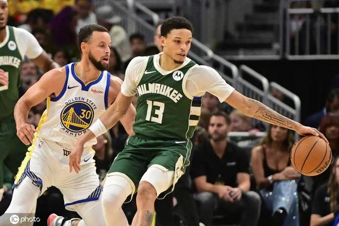 字母傷停勇士浪過頭！金州棄將對飆庫里暢快復(fù)仇