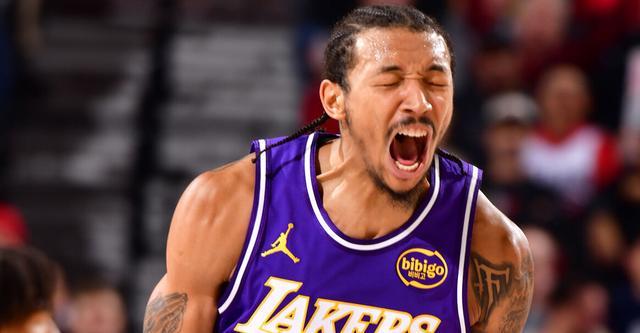 史密斯全場(chǎng)0罰球砍下25分 湖人隊(duì)史達(dá)成此數(shù)據(jù)最年輕球員