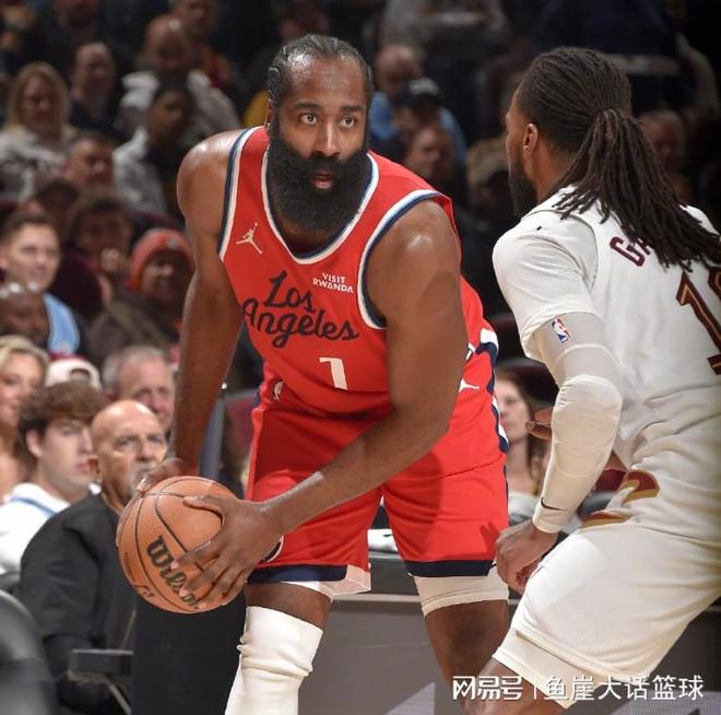 快船105-120騎士！哈登無路可退，倫納德3點成關鍵，快船看錯一人