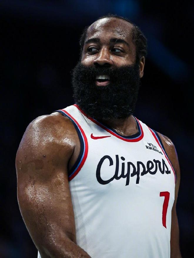 快船大勝黃蜂：哈登55+7+10三分單節27分創紀錄 保羅神跡歷史首人