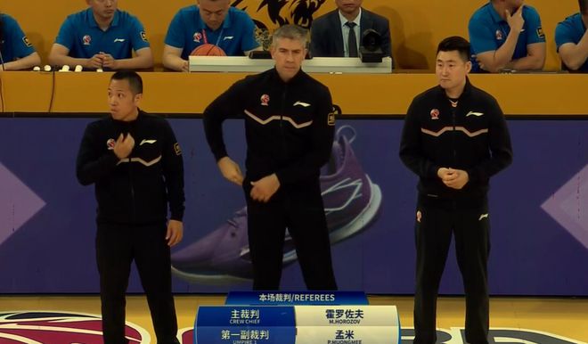 CBA雙管齊下：處罰美女隊(duì)長(zhǎng)+倡議，遼籃立馬響應(yīng)！山西慰問(wèn)曾凡博