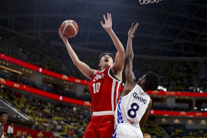熱身賽-王俊杰16分 程帥澎13分 中國男籃再勝委內瑞拉男籃
