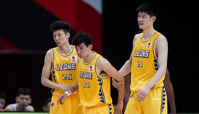 广厦新赛季阵容全部确定!五名国手+四名外援,没有伤病就可卫冕