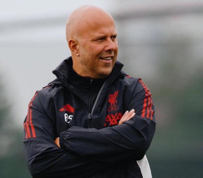 利物浦1.3亿打水漂？斯洛特看走眼，11场0球0助，天才英超水不服