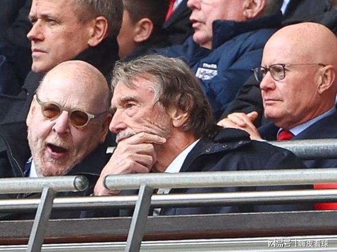 10場(chǎng)，首次！曼聯(lián)遇上“最弱”對(duì)手，上次獲勝讓維拉無緣歐冠