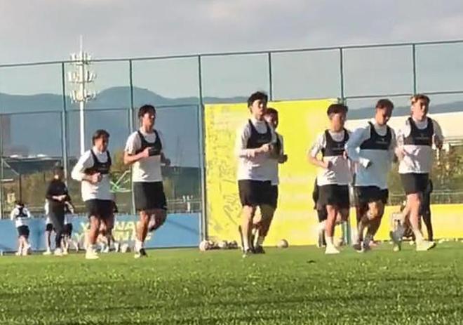 玉昆+浙江沖擊亞冠，英博鐵人瘋狂攪局！深渝漢+青島雙雄降級5選3