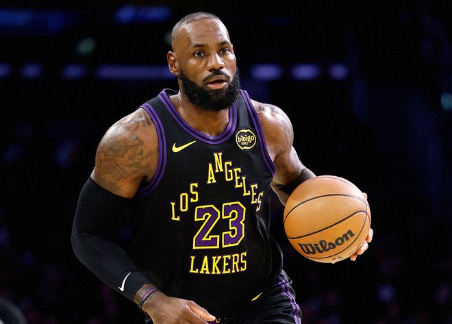 詹姆斯首秀11分12助，湖人三連勝！東契奇37分10助，湖人上限更高