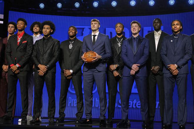 杨瀚森16顺位！NBA首轮全部敲定：弗拉格状元+篮网狂揽5人创历史