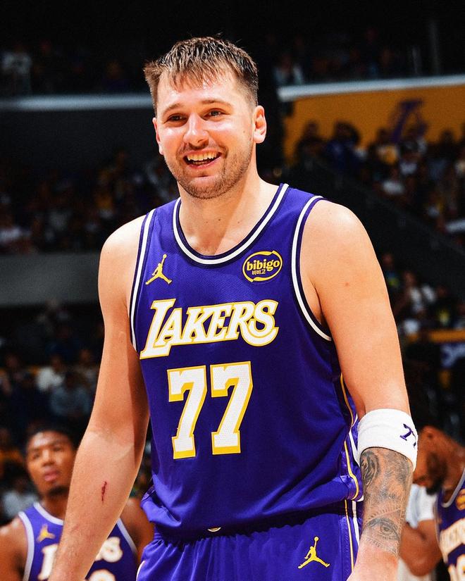 单场35+9+13&场均40+11+9,东契奇一战连创多项纪录