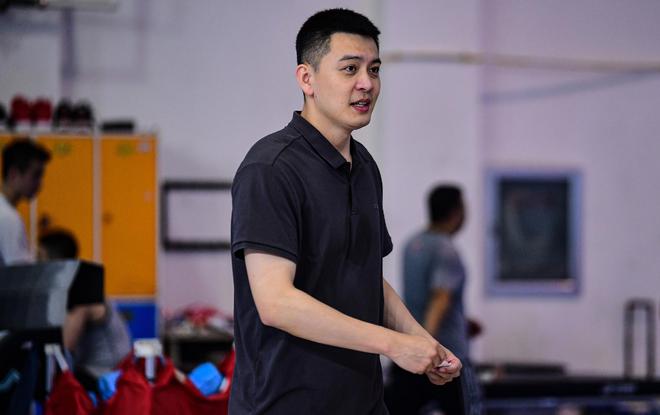 杨鸣:G3的比赛要么赢,要么回家,希望更多球员站出来,通过比赛来证明