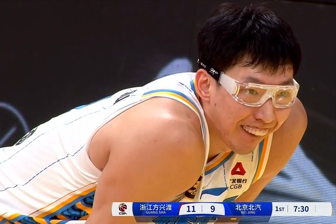 CBA总决赛:周琦13+14,奇兵13+10,孙铭徽9中0胡金秋26分