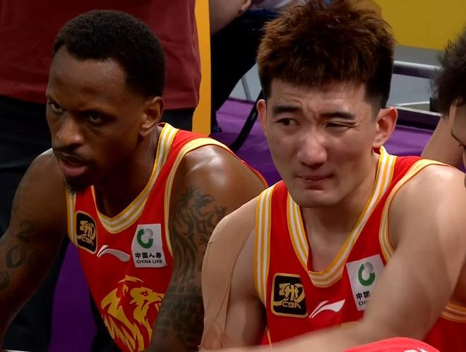 孙铭徽28+9,广厦战胜北京!还迎来3个好消息,首夺总冠军有望