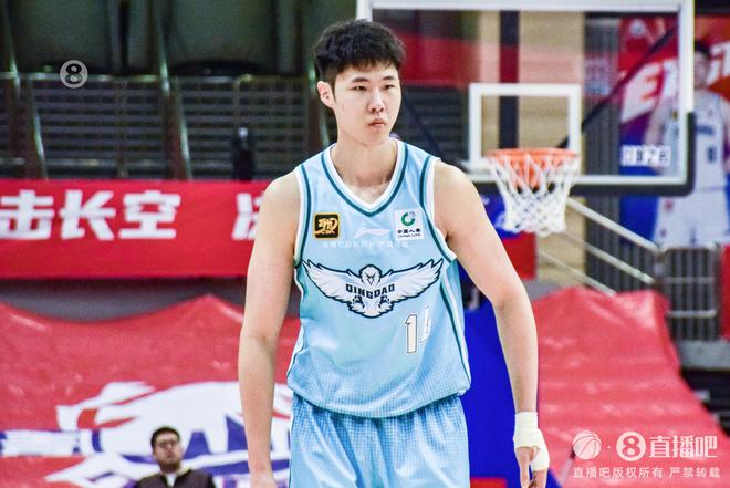 租借结束!青岛日报:赵嘉义已经正式加盟青岛男篮