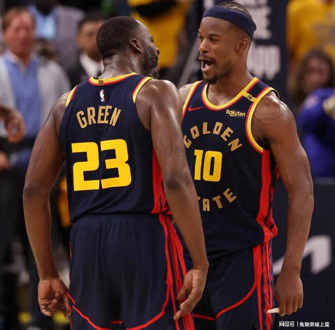 NBA惨案!勇士24分溃败,库明加大爆发,华子20+9森林狼扳平比分
