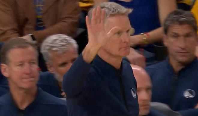 97-102!NBA7冠王轰然倒下:1-2又落后 2人空砍30+ 这下真麻烦了