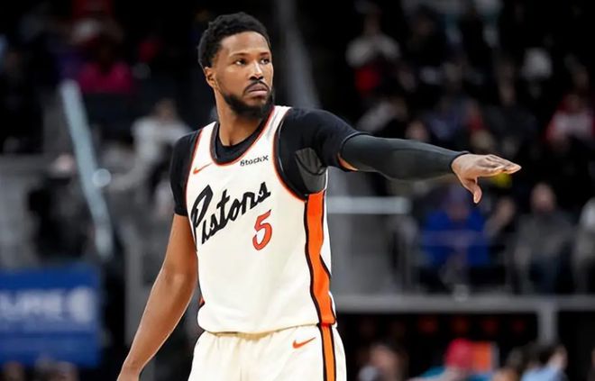 单赛季投进300+三分有多难?NBA历史仅5人,库里6次做到独一档