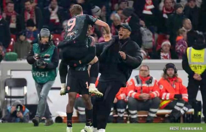 完美收官：拜仁半程不敗 創(chuàng)紀(jì)錄領(lǐng)跑德甲