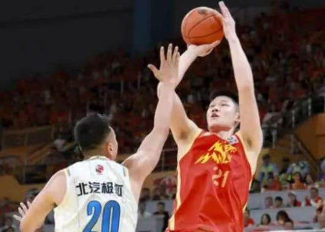 1-1！广厦103-96北京，孙铭徽胡金秋布朗合砍80分，杨鸣犀利点评