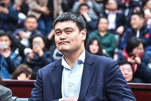媒体人：姚明卸任篮协主席之后，时隔8年重新成为北京姚基金公益基金会理事长