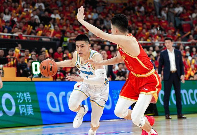 北京输G3揪出最大罪人！三分8中1+5失误，球迷：本场战犯