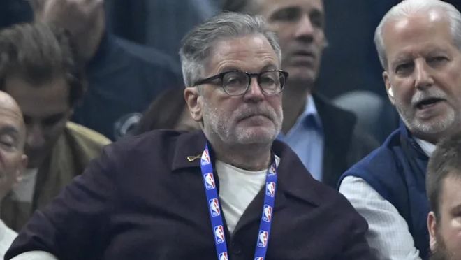 快交易了？騎士老板對(duì)近11戰(zhàn)8敗極為不滿 奢侈稅1.64億還領(lǐng)跑聯(lián)盟