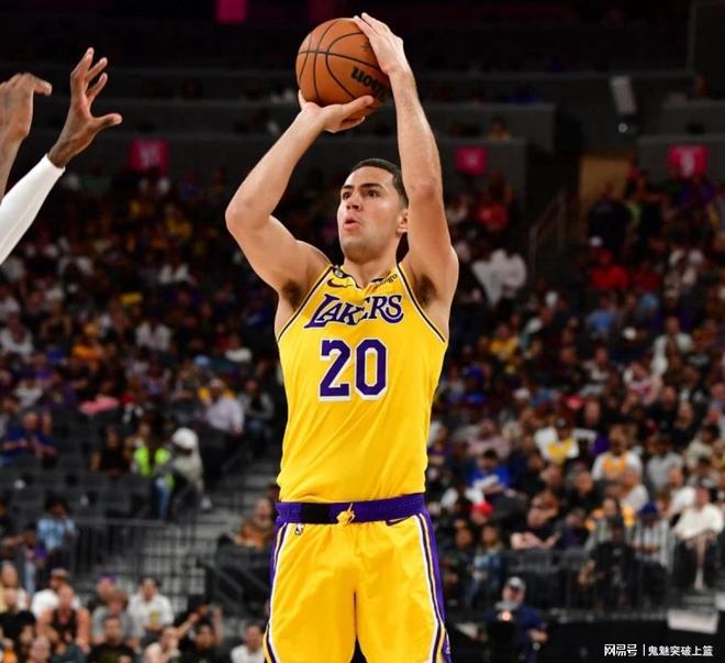 即将达成签约！无缘回归湖人，他直接退出NBA