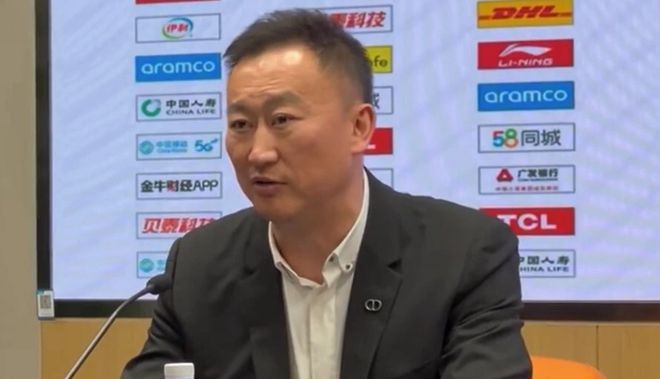 青岛媒体人：刘维伟合同确实已到期，但续约是大概率事件