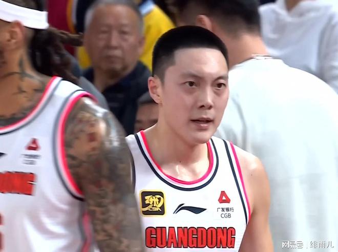 稳了，广东队！男篮顶级锋线将驰援杜锋，保底能进总决赛？