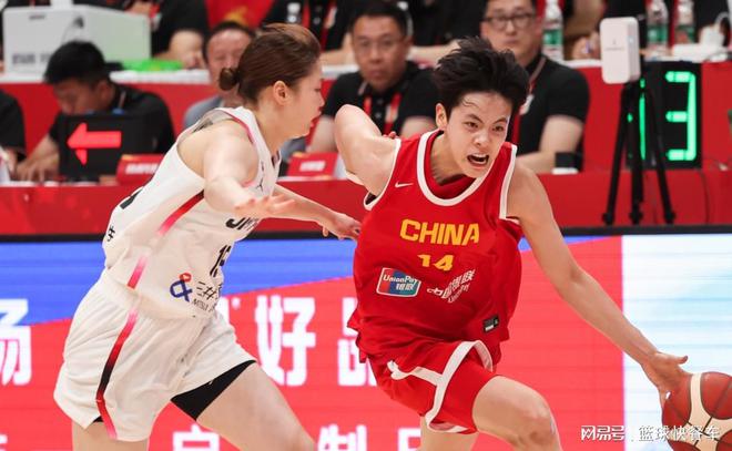 罰球63罰37中！中國女籃竟被男籃附體了：宮魯鳴還是練得太少了？
