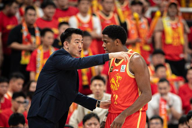 奪冠二人組現世，北京欲再攀巔峰，廣廈難掩鋒芒
