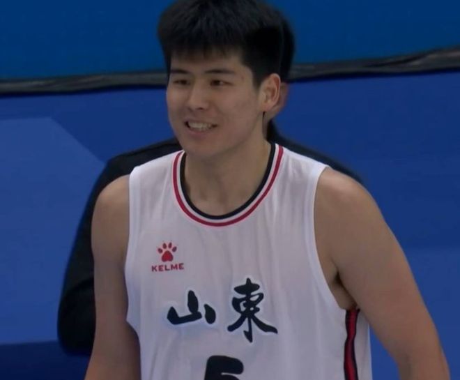 广东全运获惊喜！陈家政四强轰32分！顶投三分+反击能力太狠了！