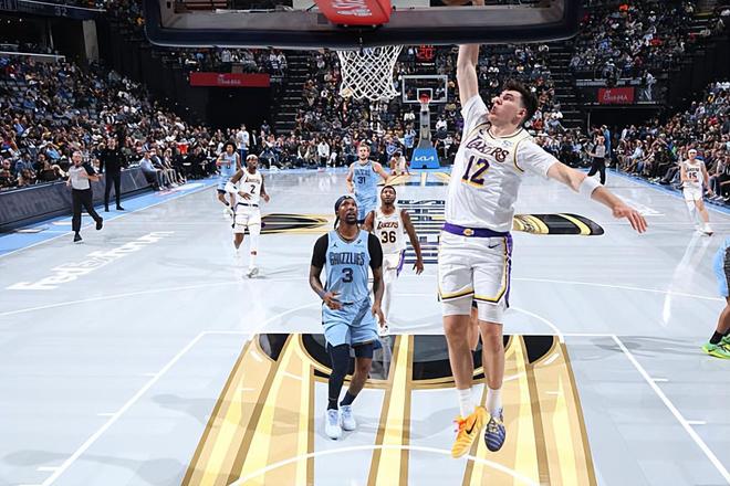 連續打出精彩表現,湖人側翼新援已經找到自己在球隊中的位置了?