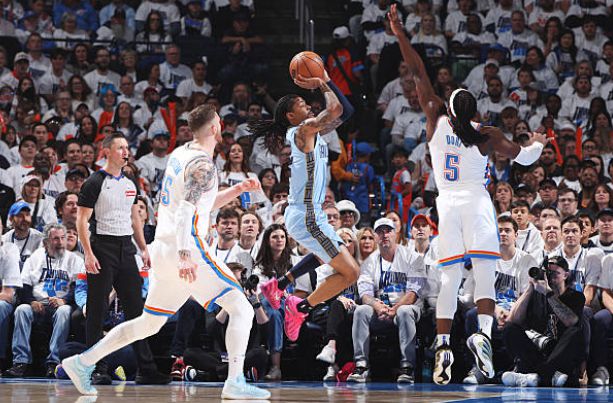 灰熊输雷霆51分创11项耻辱纪录：NBA季后赛第5大分差+G1最大分差