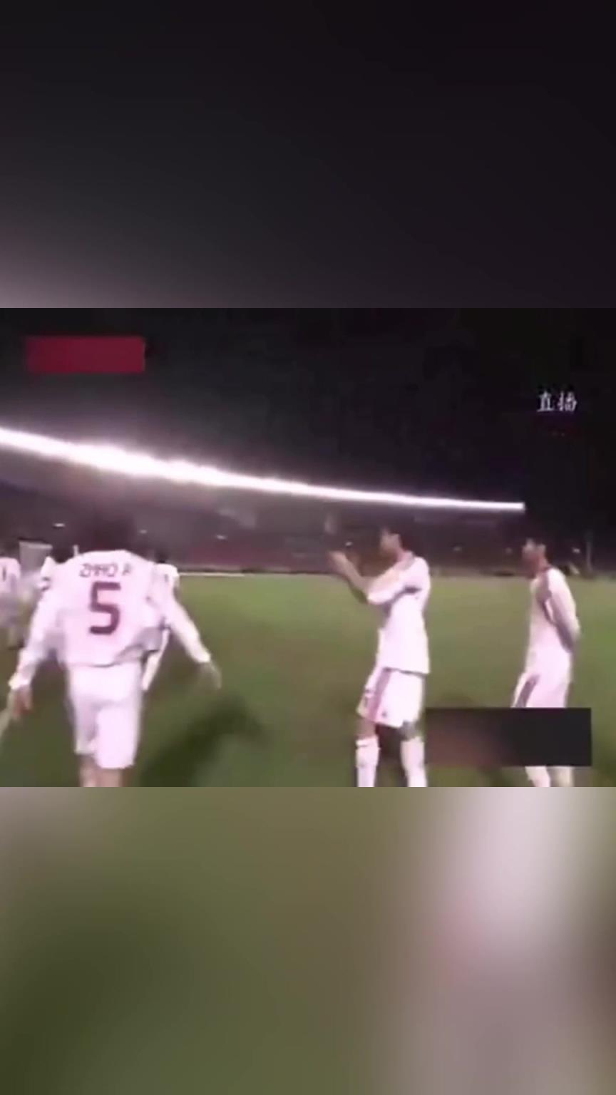 2010年東亞杯男足不敗奪冠！進5球0失球3球贏韓國！鄧卓翔帥爆了
