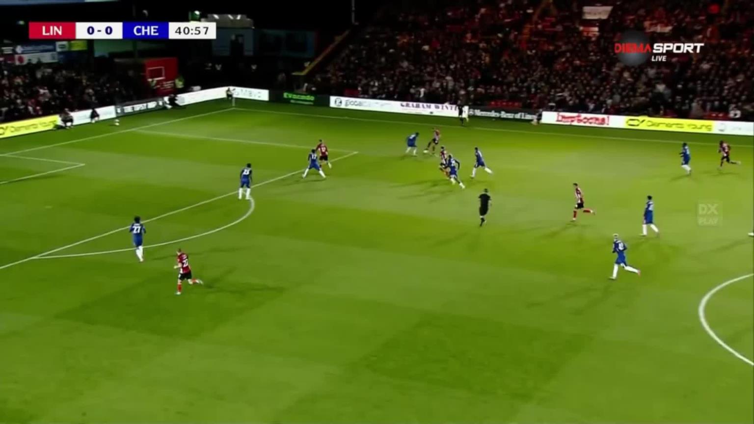 林肯城1-0领先！切尔西后场失误被断，斯特基单刀破僵