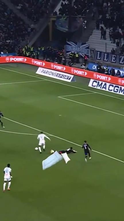 球迷：我曾见过一个英格兰天才，他不是贝林厄姆，而是格林伍德！