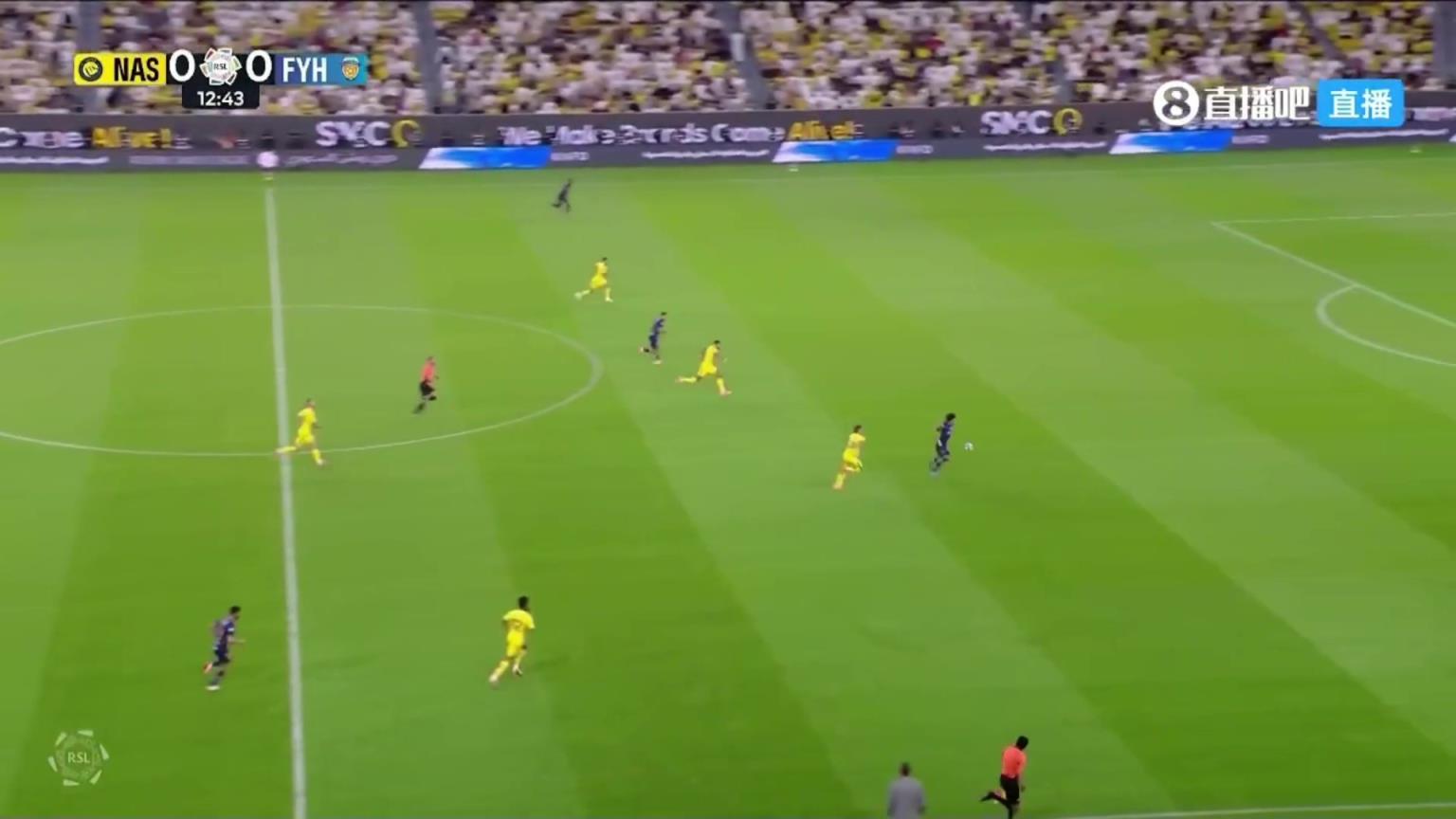 利雅得胜利0-1落后！费哈后场长传直接形成单刀机会破门