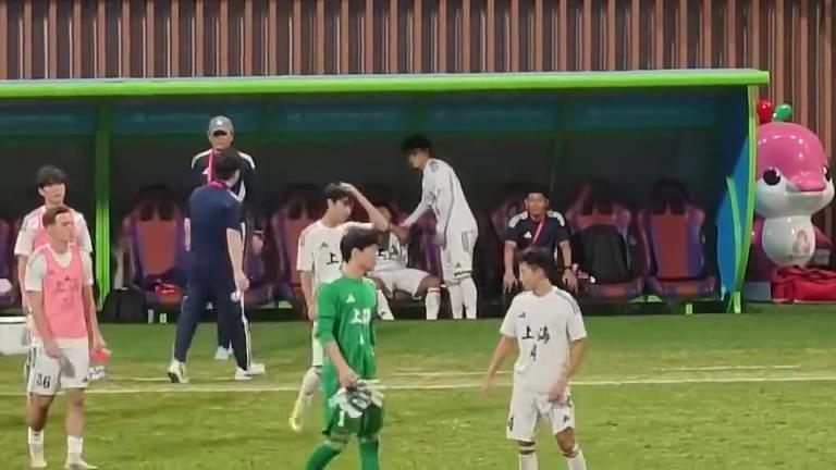 无缘全运男足U20决赛，蒯纪闻赛后捂脸痛哭