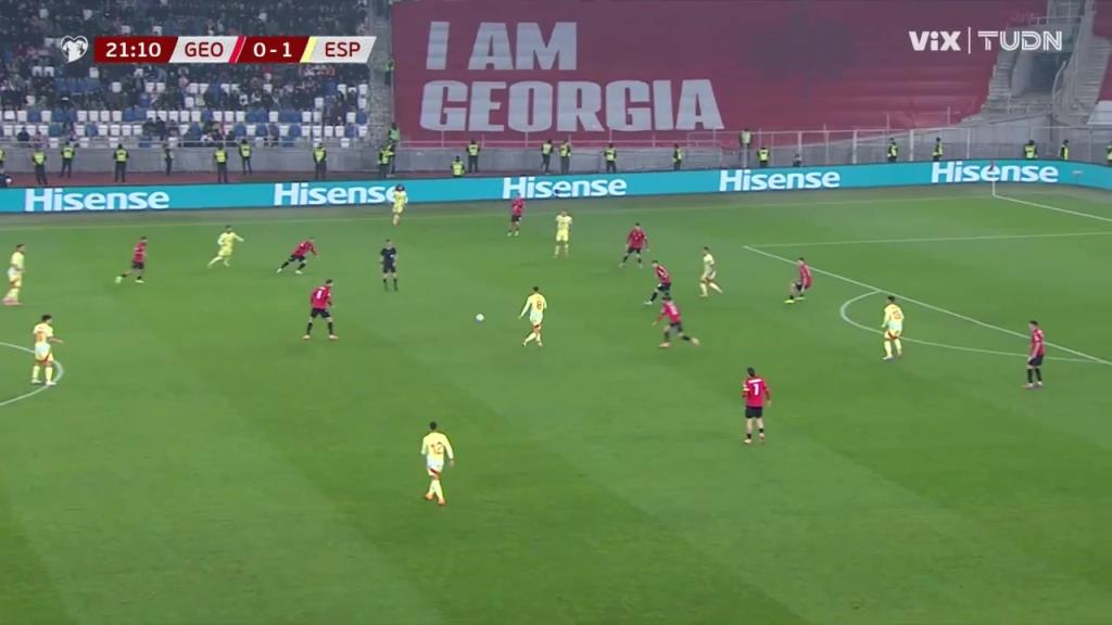 西班牙再下一城！法比安妙传苏比门迪领球挑射破门！